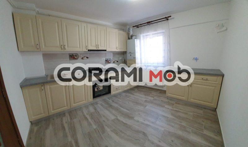 Mobilă la comandă BUCĂTĂRIE CREM în Rădăuţi